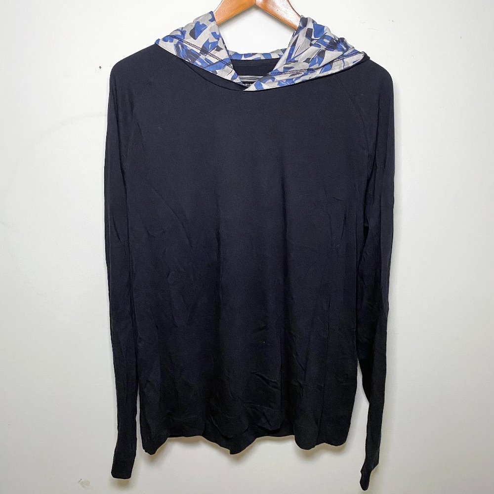 Victorinox Long Sleeve Shirt with Patterned Hoodie